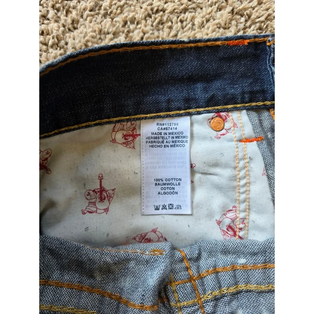 TRUE RELIGION Mens Acid Wash Cut Off Denim Shorts Bleach Splatter Size 31
